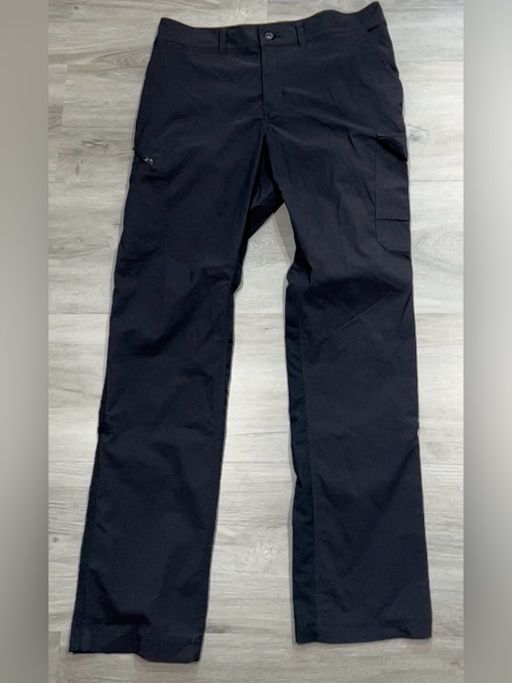 The North Face Women's Black Basin Pro Hiking Cargo Pants Size 10